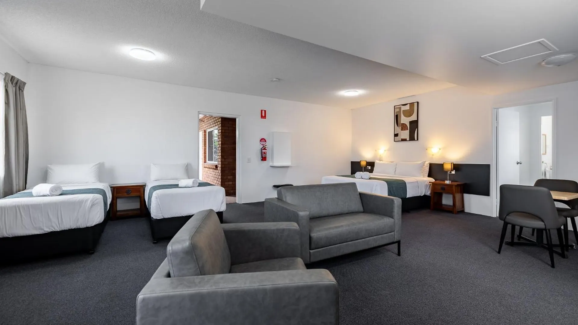 Emerald Maraboon Motor Inn 