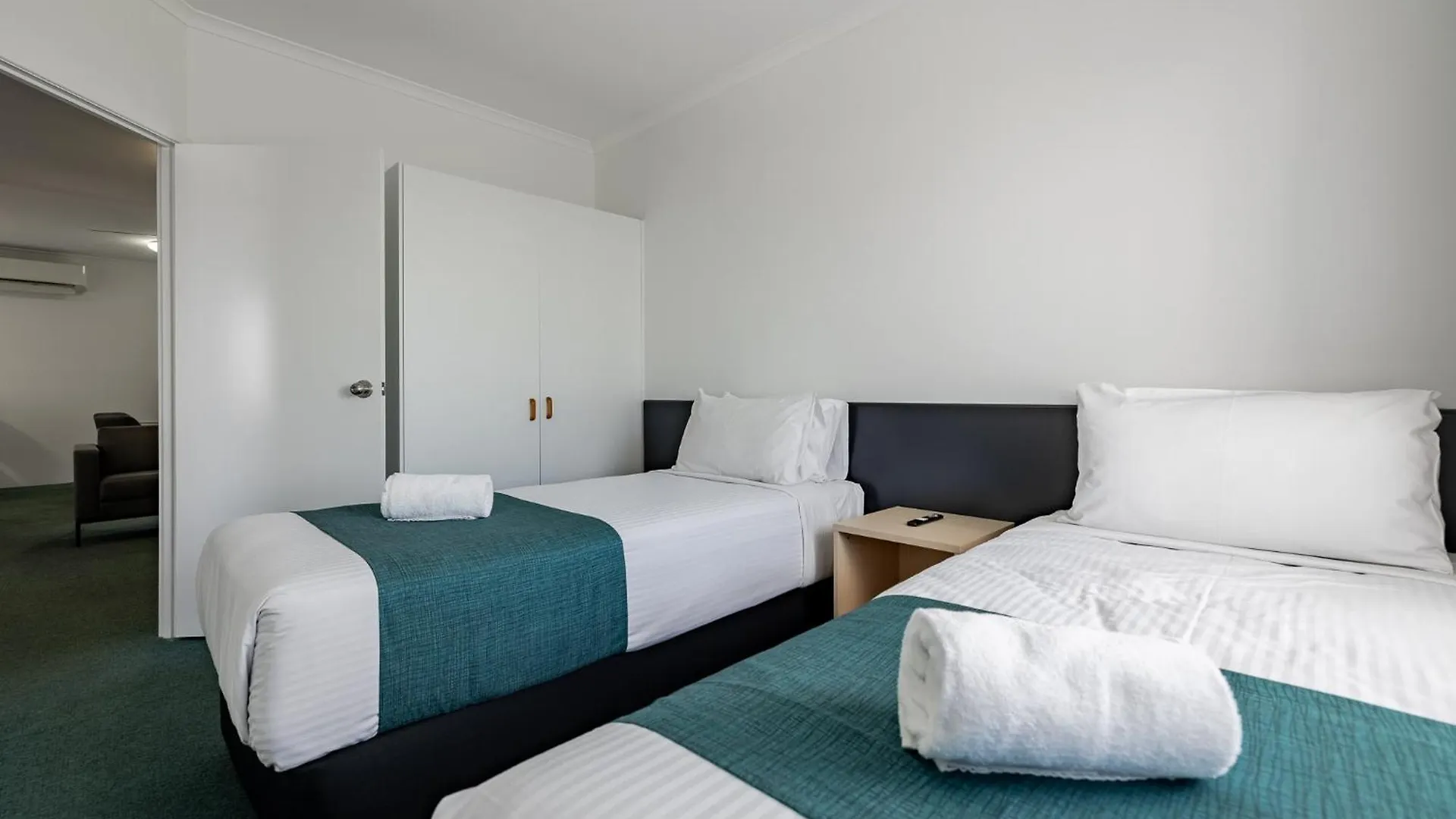 **** Motel Emerald Maraboon Motor Inn 