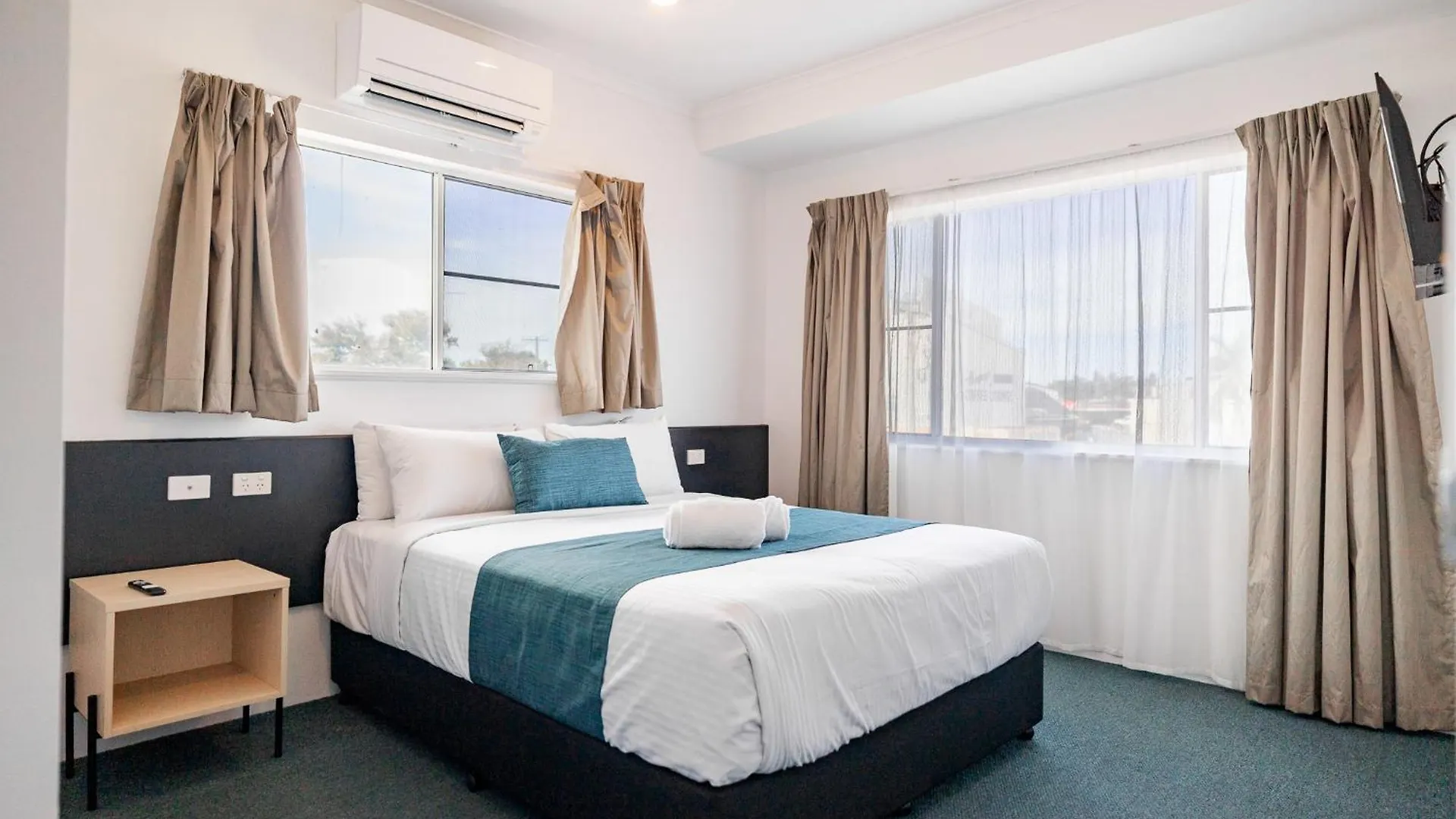 Emerald Maraboon Motor Inn 
