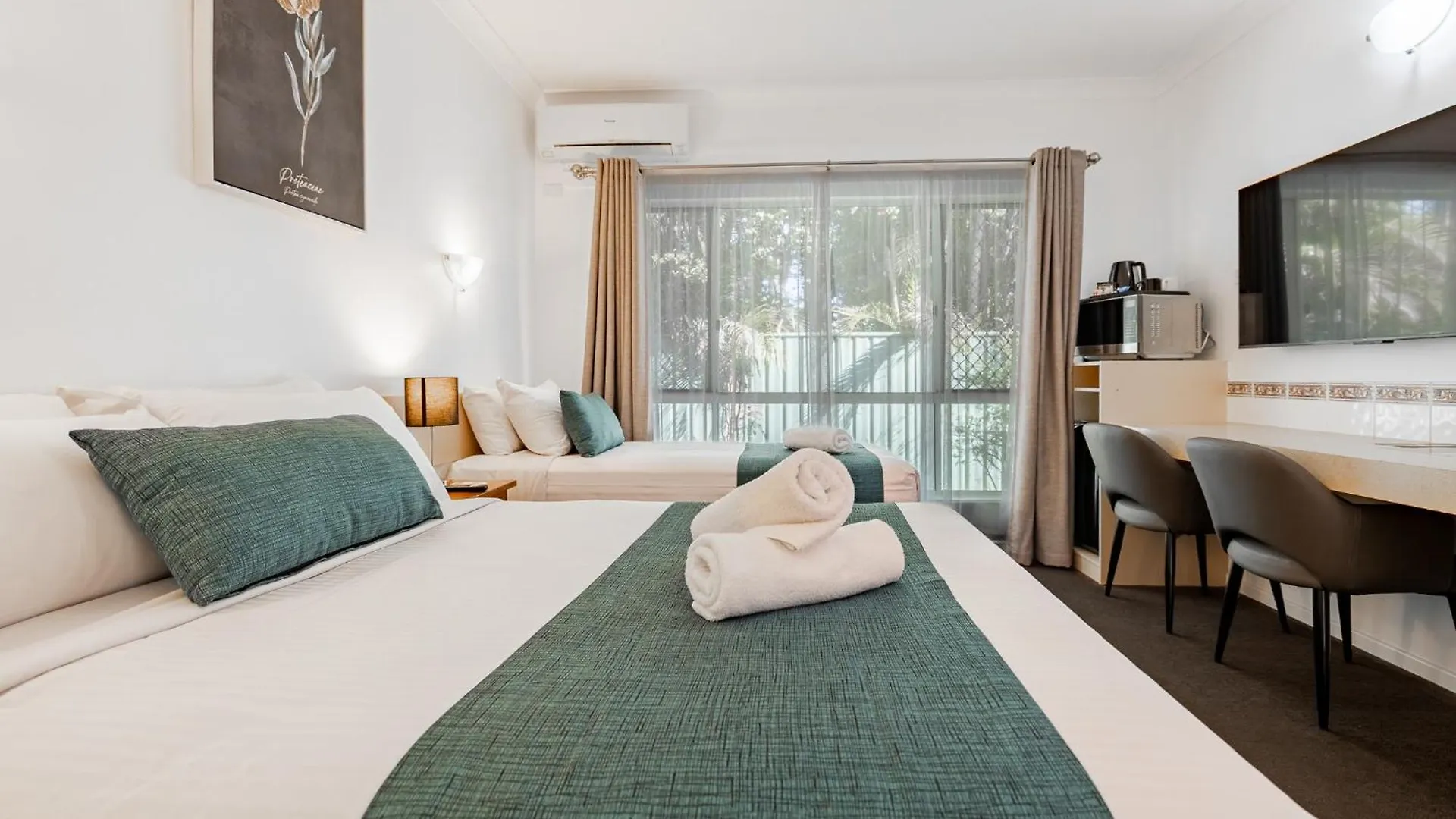 Emerald Maraboon Motor Inn 