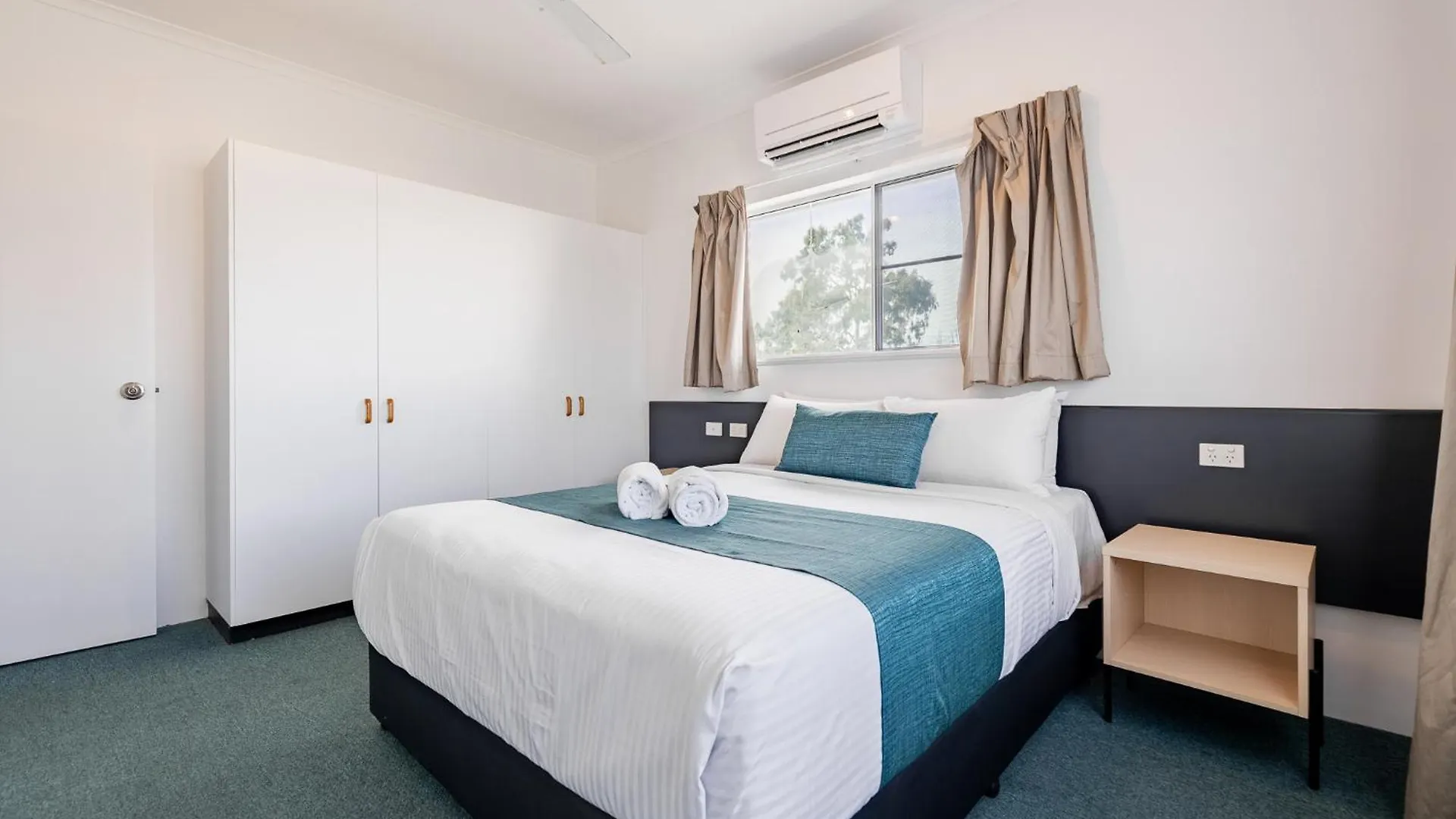 Emerald Maraboon Motor Inn 